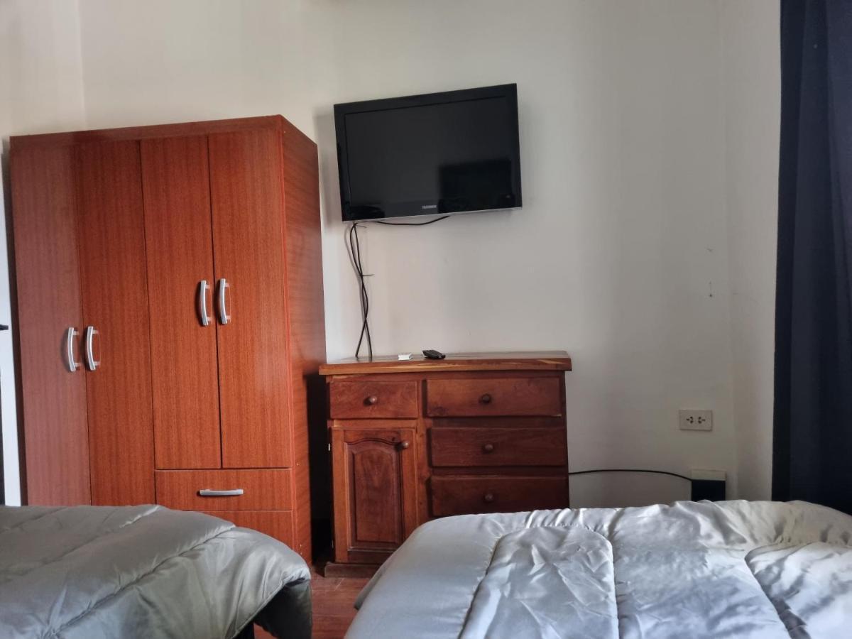 Hostal Las Rosas Salta Eksteriør billede