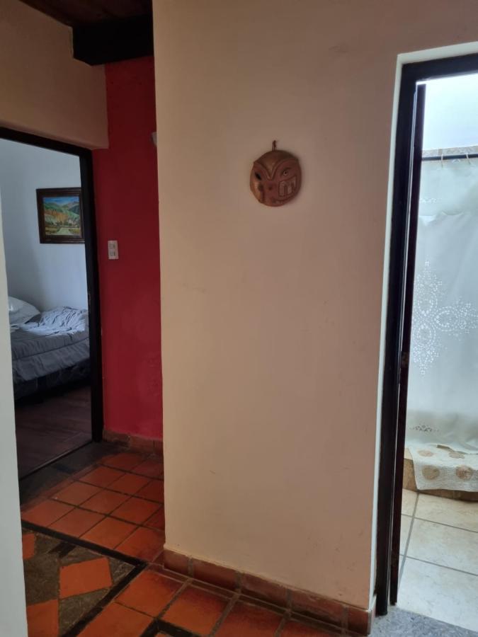 Hostal Las Rosas Salta Eksteriør billede
