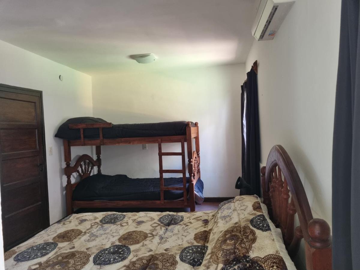Hostal Las Rosas Salta Eksteriør billede